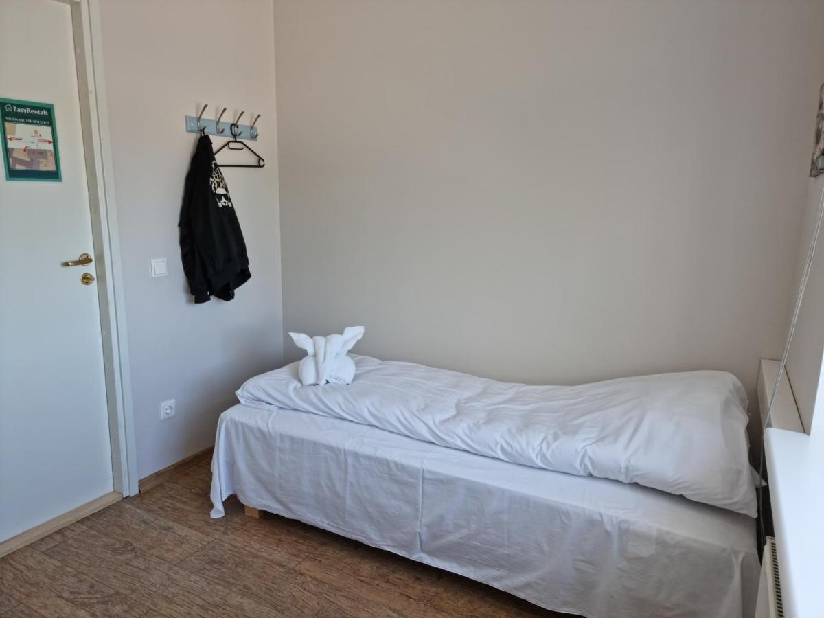 Room Near City Center Harbour Tallinn Exterior photo