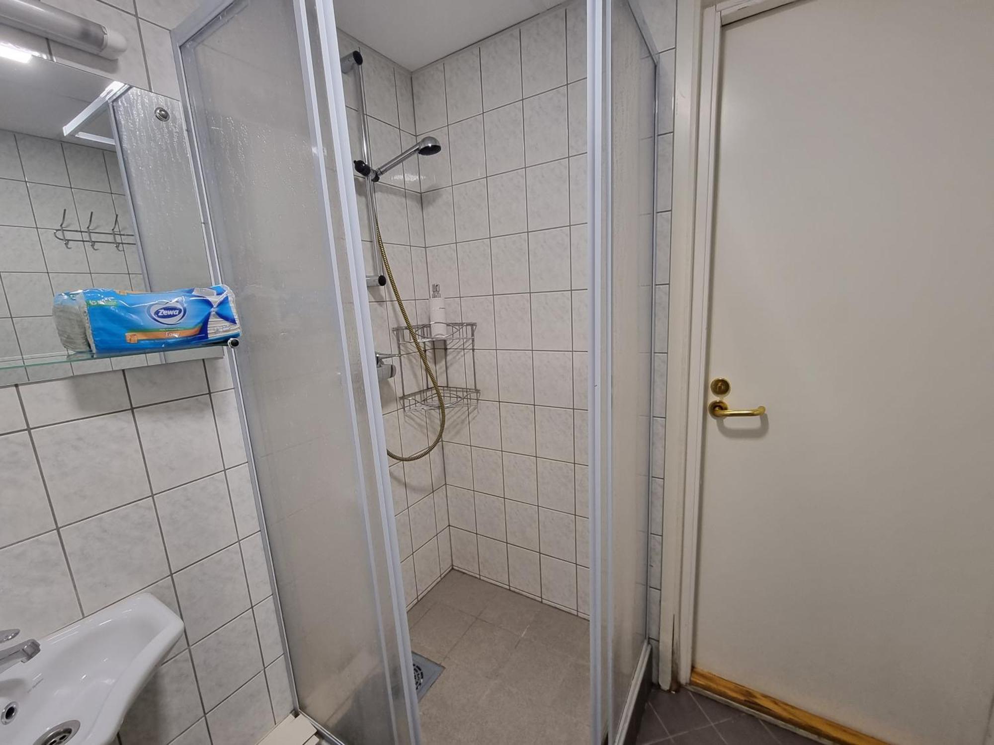 Room Near City Center Harbour Tallinn Exterior photo